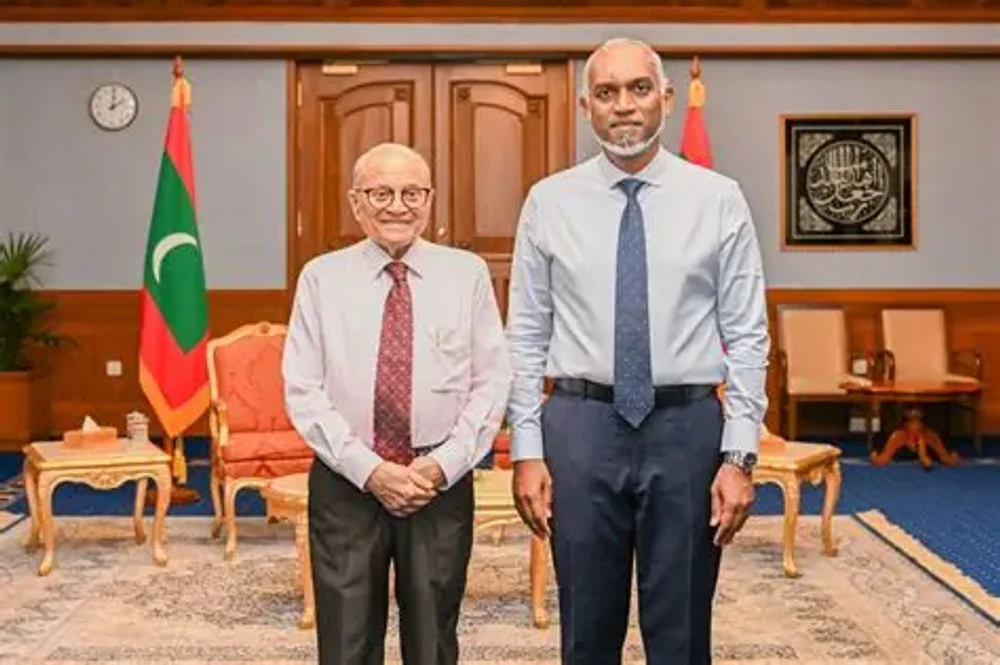 ނޮވެމްބަރު 3ގެ ޝަރަފުގެ ޚާއްސަ އައްޑަނައެއް ރައީސް މައުމޫނަށް އަރުވަނީ